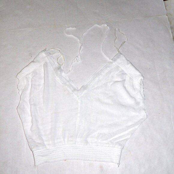Lily Star White Top With Lace Trim  Size XL - Picture 9 of 9